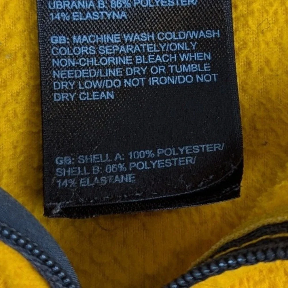 The North Face Mens TKA 100 FlashDry‎ 1/4 Zip Fleece Pullover Yellow Medium